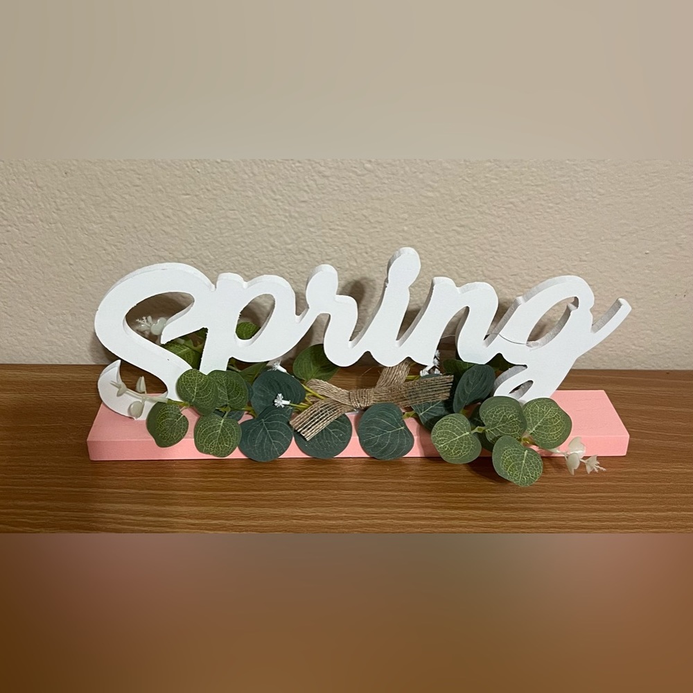 Spring Wooden Tabletop Sign